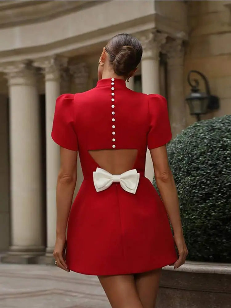 Cambridge Mini dress with structured shoulders for women | Christin