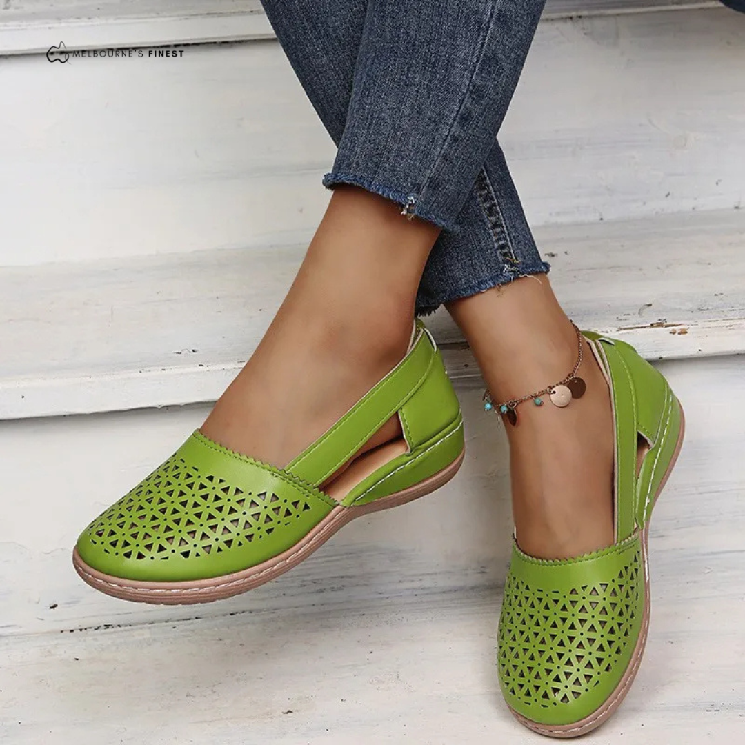 Luxe Supportive walking shoes for women | Maren