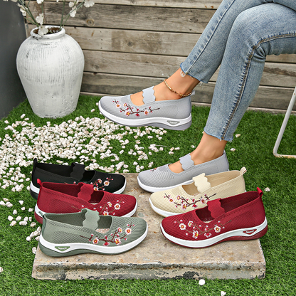 Mesmerizing Lightweight ballet flats with pointed toe for women | Tilly