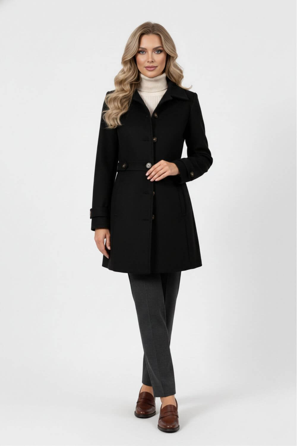 Stimulating Elegant buttoned winter coat with belted waist for women | Caurelle