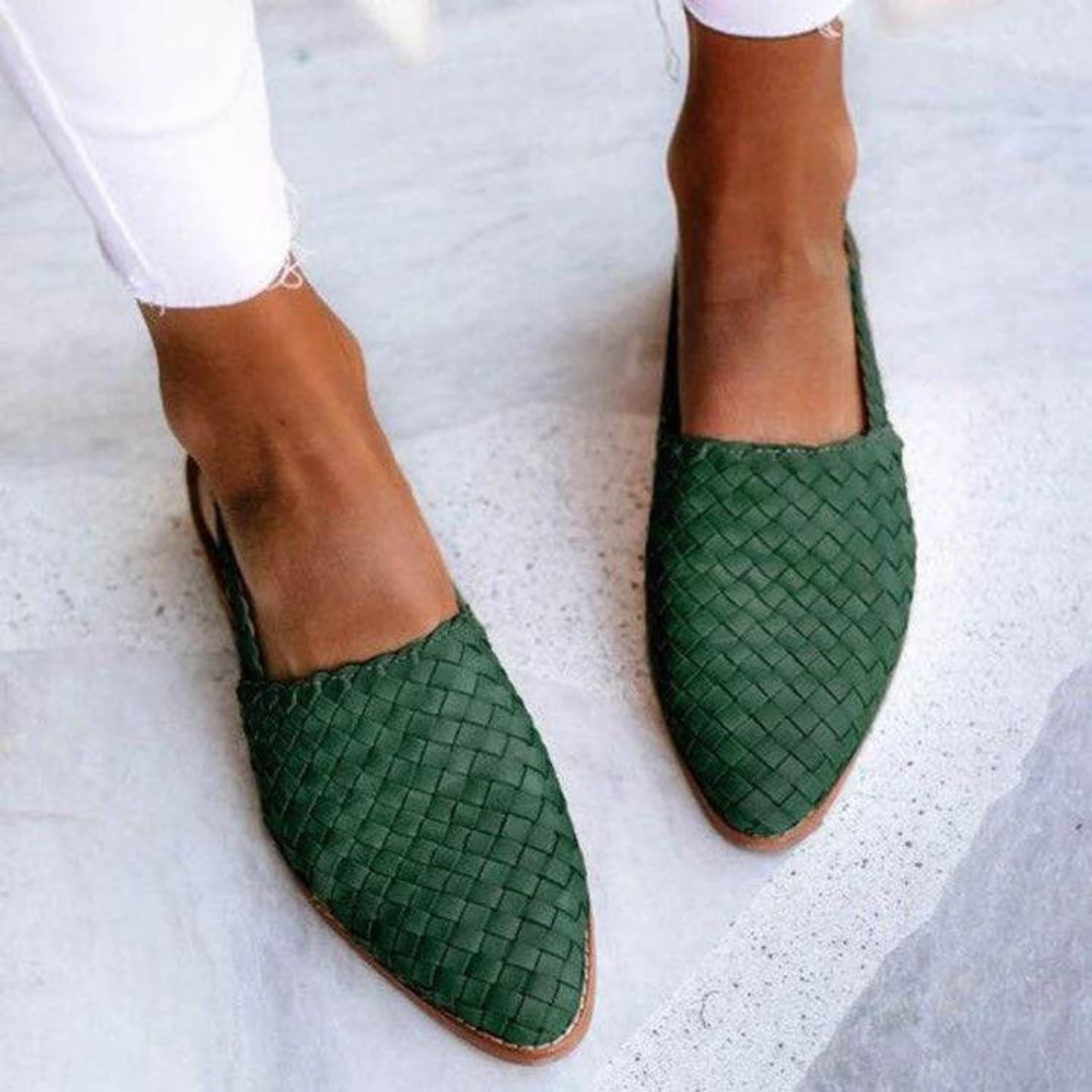 Homely Artisanal low sandals with slingback design for women | Cassia