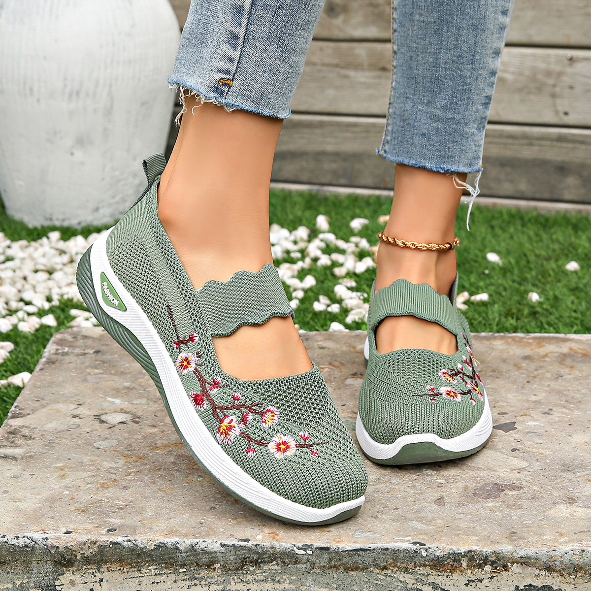 Mesmerizing Lightweight ballet flats with pointed toe for women | Tilly