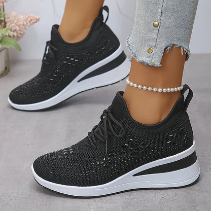 Snug Supportive everyday sneakers for women | Bellara
