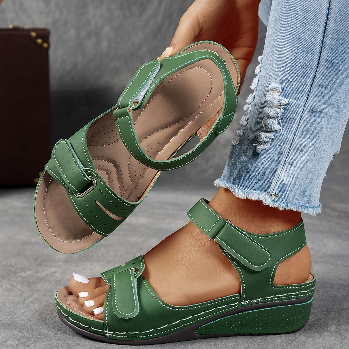 Chic Comfort flex sandals for women | Arlen