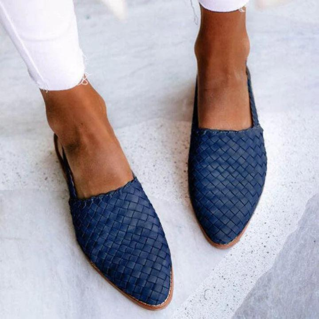 Homely Artisanal low sandals with slingback design for women | Cassia