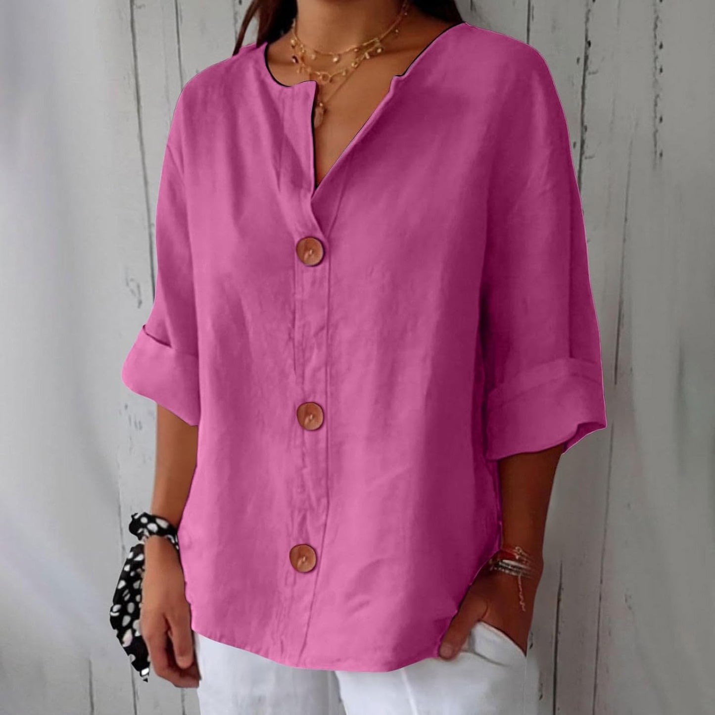 Permanent Classic everyday blouse with relaxed fit for women | Elara