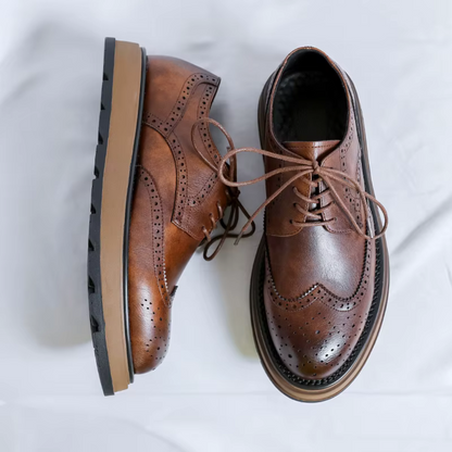 Delicate Heritage Brogue Oxford Shoes For Men | Maxwell