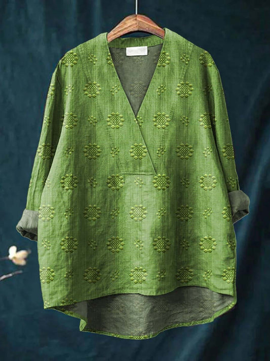 Philosophical Embroidered blouse with V-neck silhouette for women | Cara