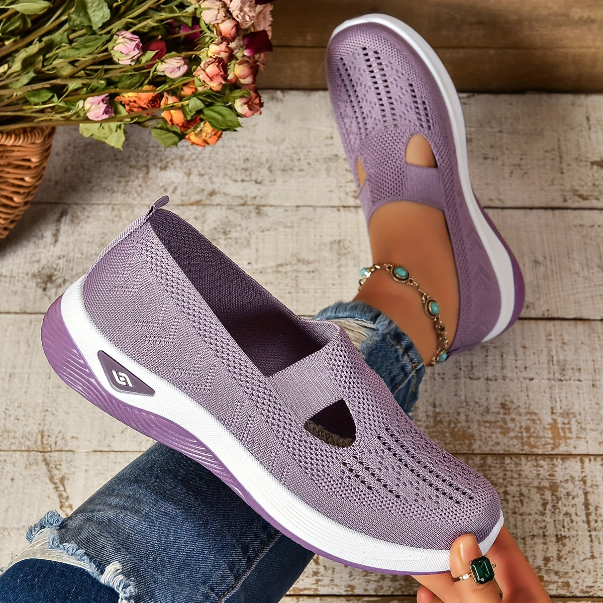 Dynamic Orthopaedic slip-on shoes for women | Carry