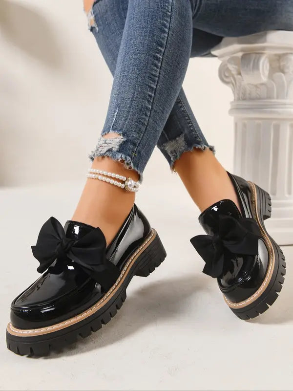 Murmured Artisan loafers with bow detail for women | Chelsea