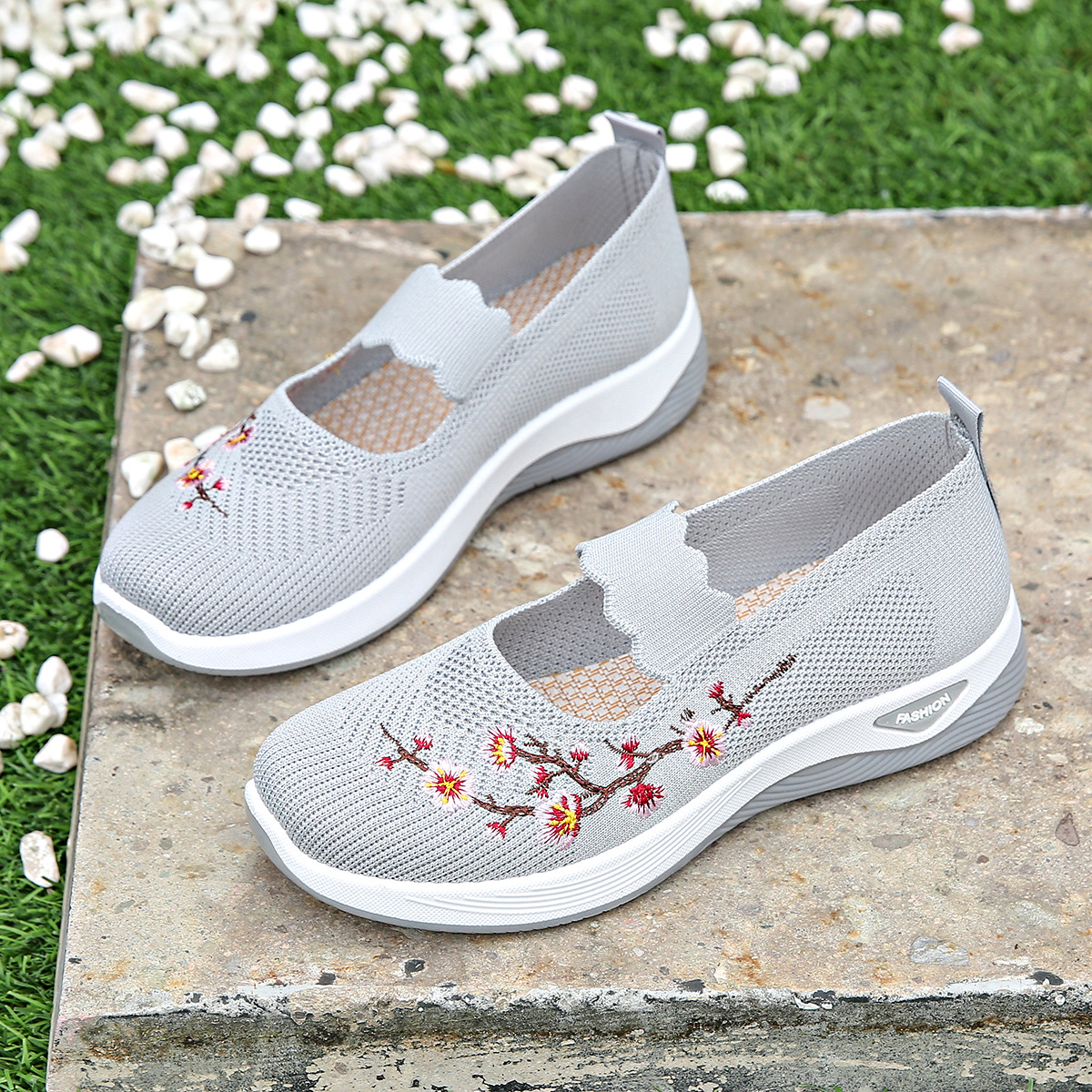 Mesmerizing Lightweight ballet flats with pointed toe for women | Tilly