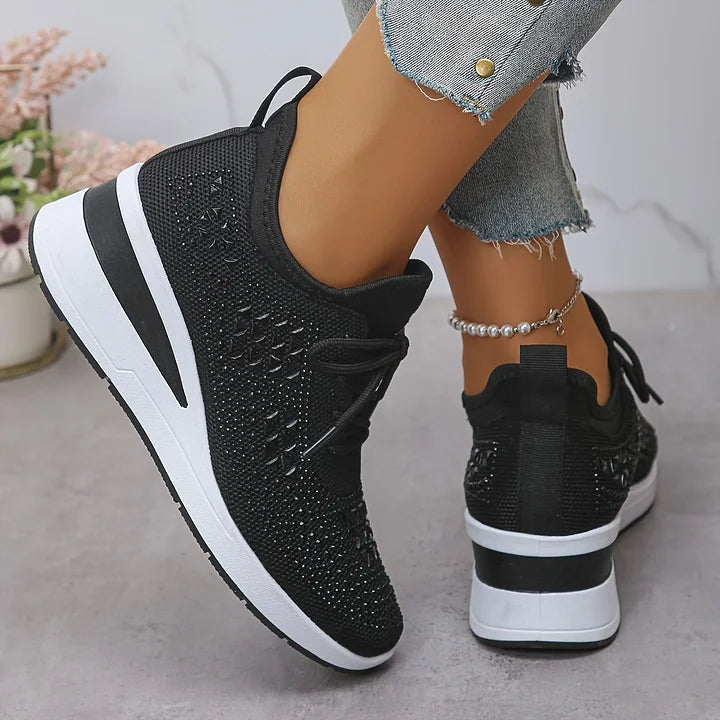 Snug Supportive everyday sneakers for women | Bellara