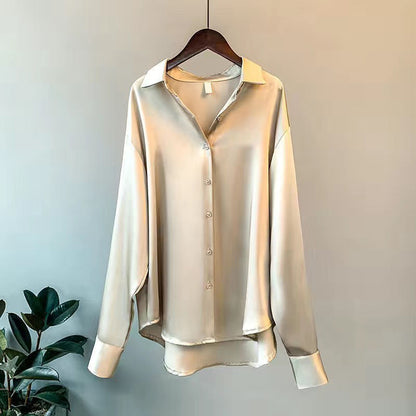 Cultivated Elegant classic blouse with refined silhouette for women | Andrea
