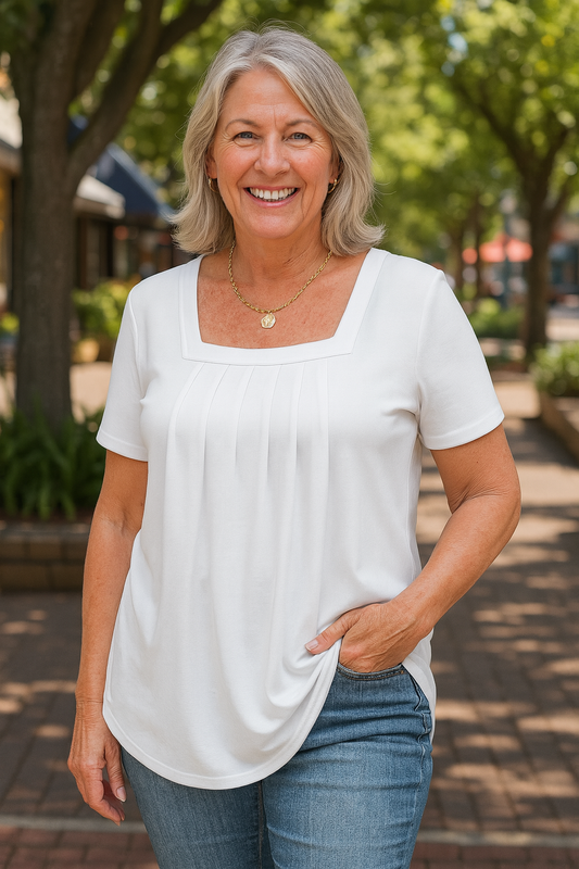 Retro Pleated comfort top for women | Colleen