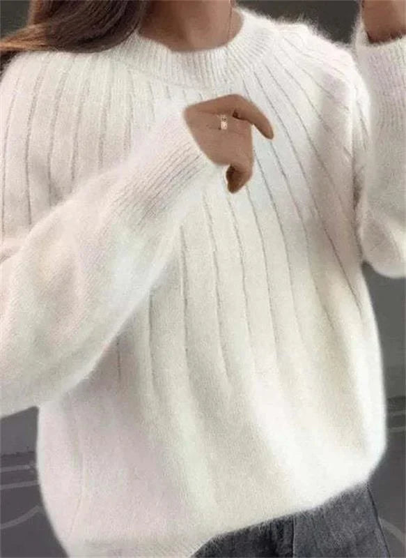 Speedy Elegant long-sleeve jumper with refined silhouette for women | Giada