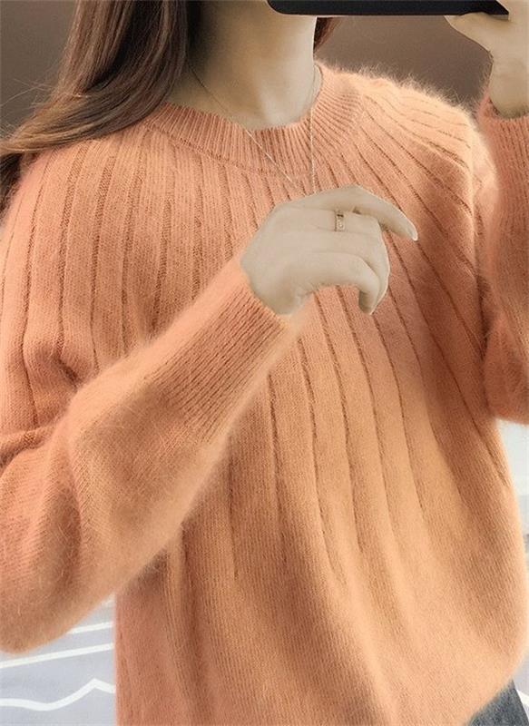 Speedy Elegant long-sleeve jumper with refined silhouette for women | Giada