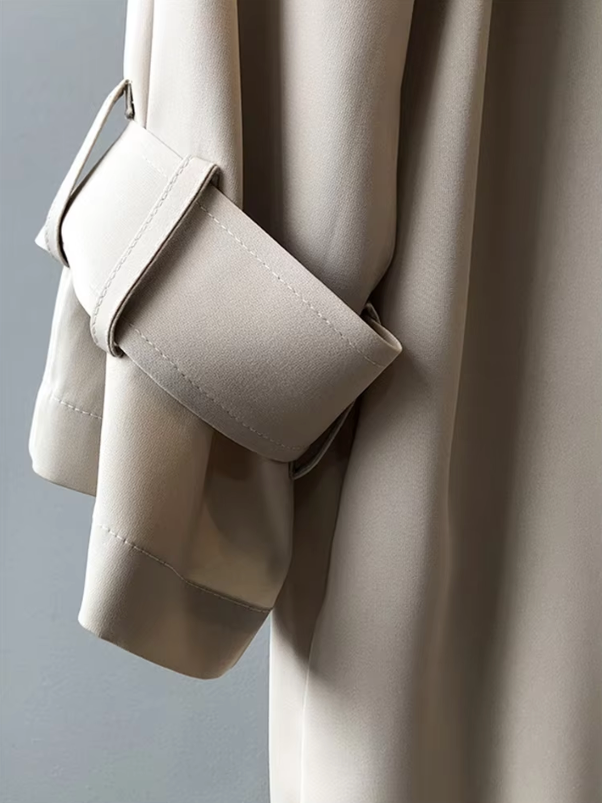 Windsor Timeless long trench coat for women | Juliane