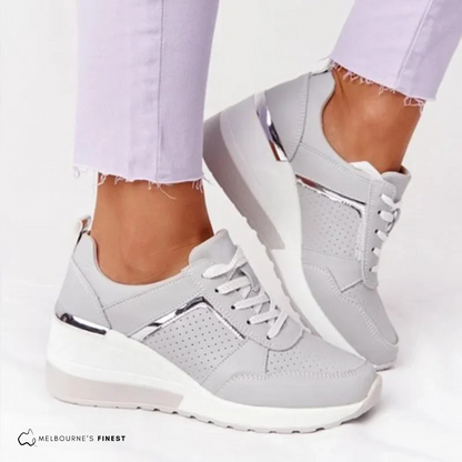 Timeless Supportive everyday shoes for women | Selah