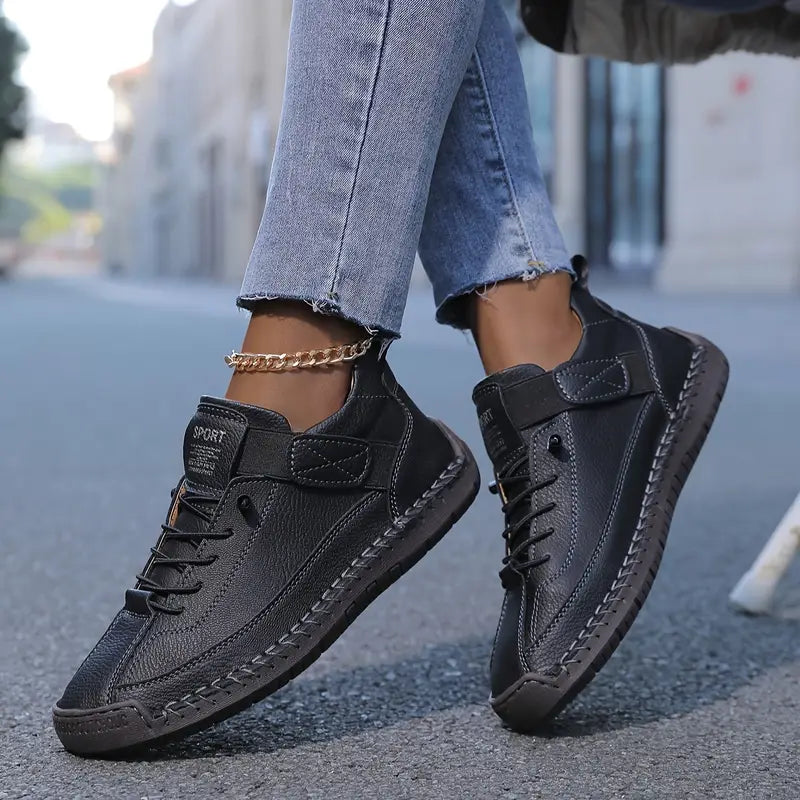 Classic orthopaedic everyday trainers for women | Mia -2