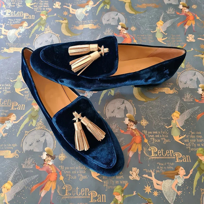 Grounded Elegant loafers with tassel detail for women | Noctelle