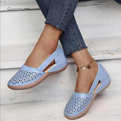 Luxe Supportive walking shoes for women | Maren
