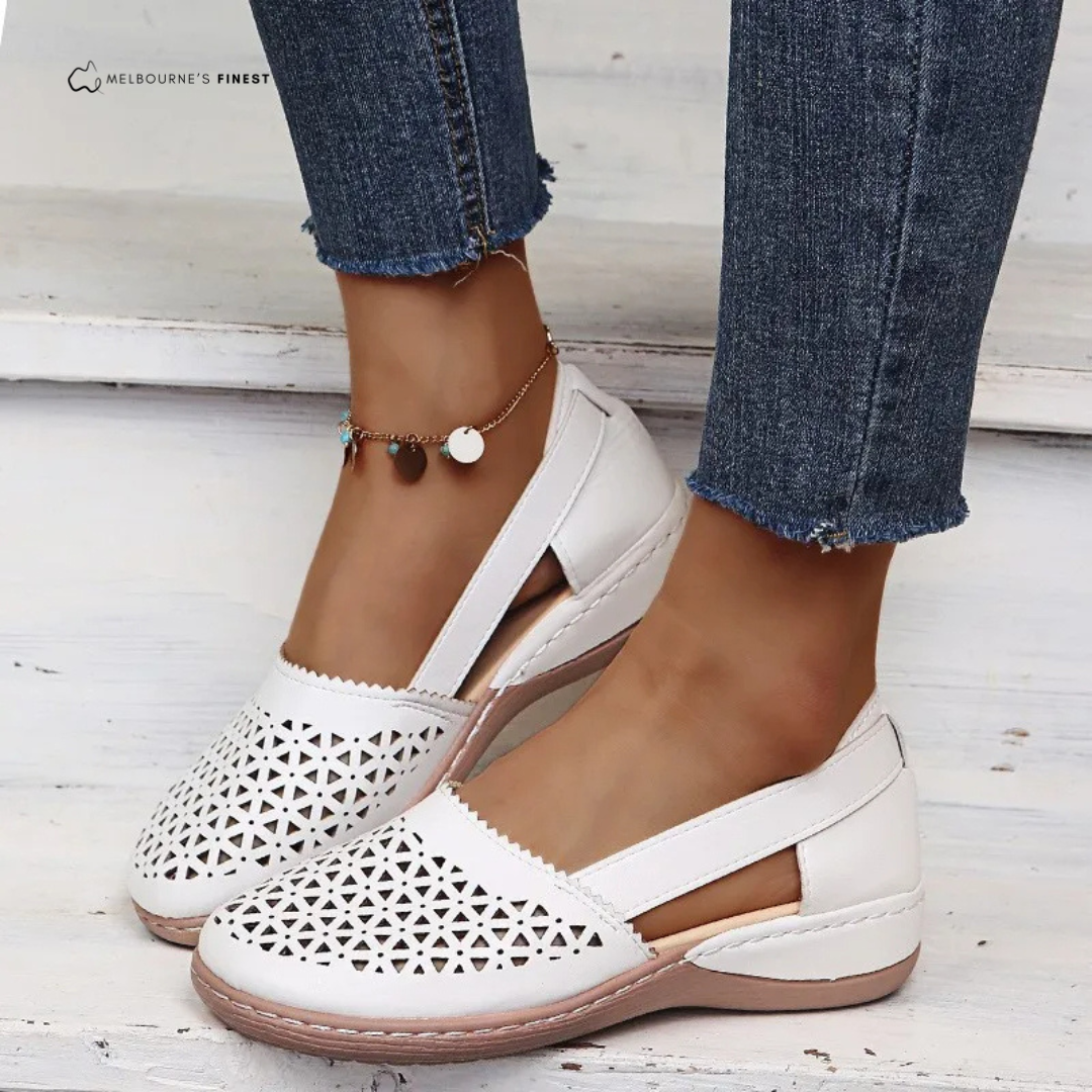 Luxe Supportive walking shoes for women | Maren