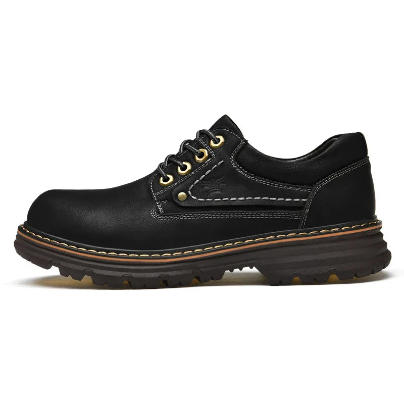 Soothing Rugged oxford shoes with classic silhouette for men | Cruz