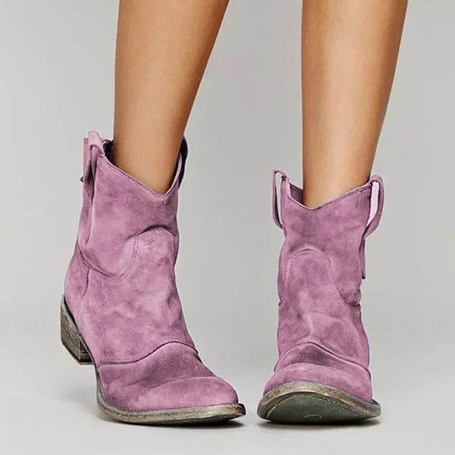 Erfurt Vintage western ankle boots with classic silhouette for women | Paloma