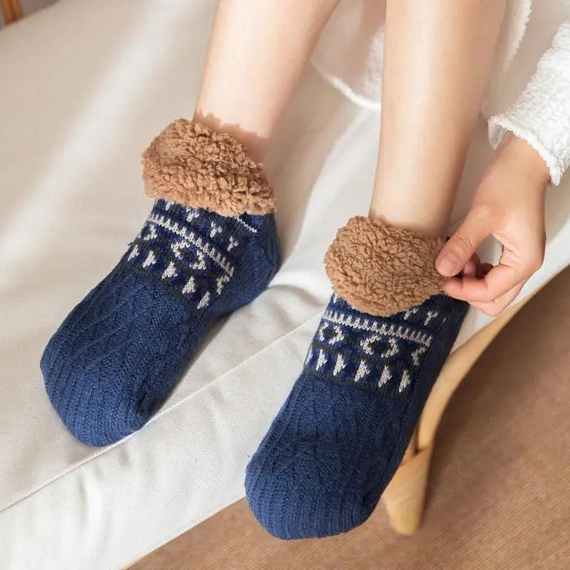 Chelsea Winter-warm non-slip house socks for women | Sofie